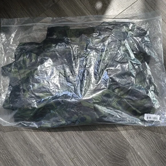 Anatomie Green and Black Trench Coat with Camouflage Design - Picture 16 of 16